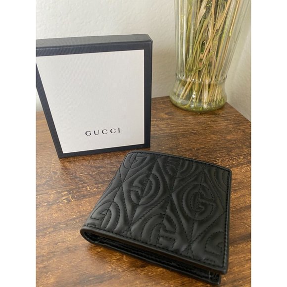 G RHOMBUS QUILTED LEATHER BIFOLD WALLET IN BLACK